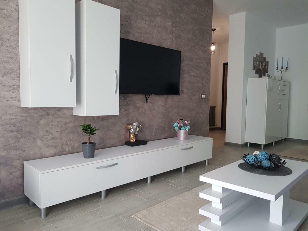 Ranya Apartments Alezzi Beach Resort Năvodari Zewnętrze zdjęcie